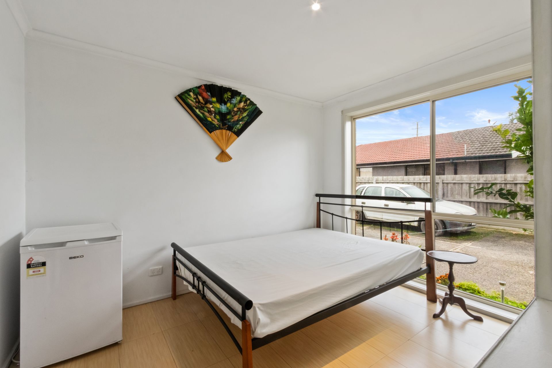 CONVENIENT UNIT LIVING