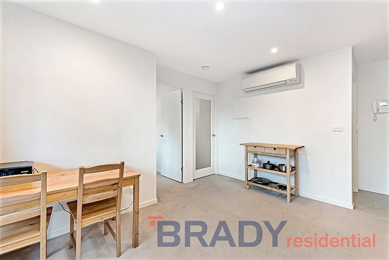 708/5 Sutherland Street MELBOURNE VIC, Melbourne - Thumbnail 2