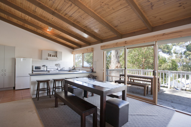 18 Normanby Terrace, Lorne, VIC, Lorne - Thumbnail 2