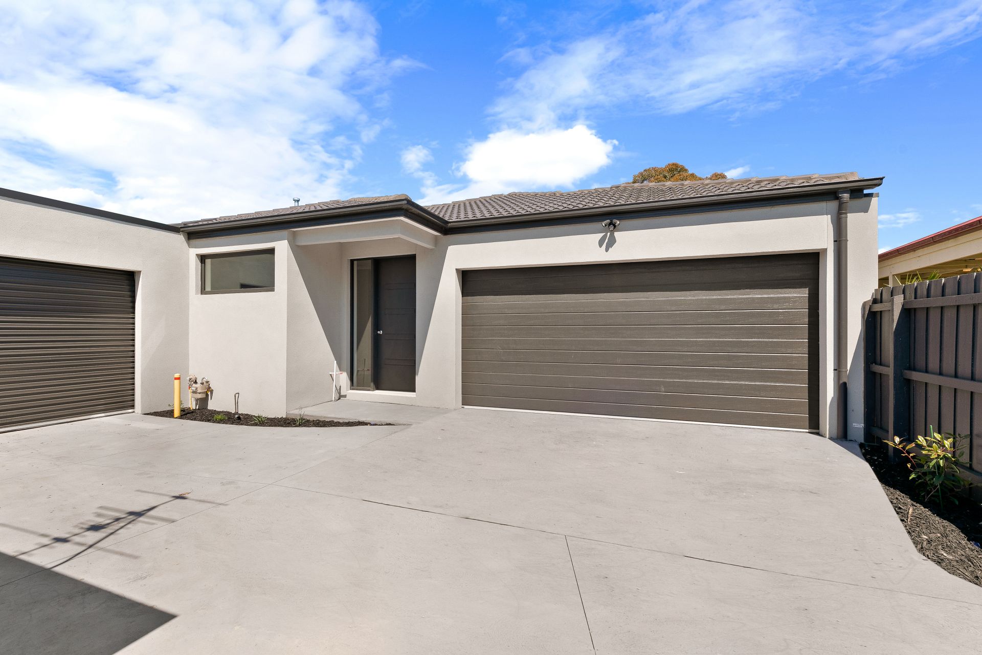 2/155 Endeavour Drive, Cranbourne North OBrien Real Estate