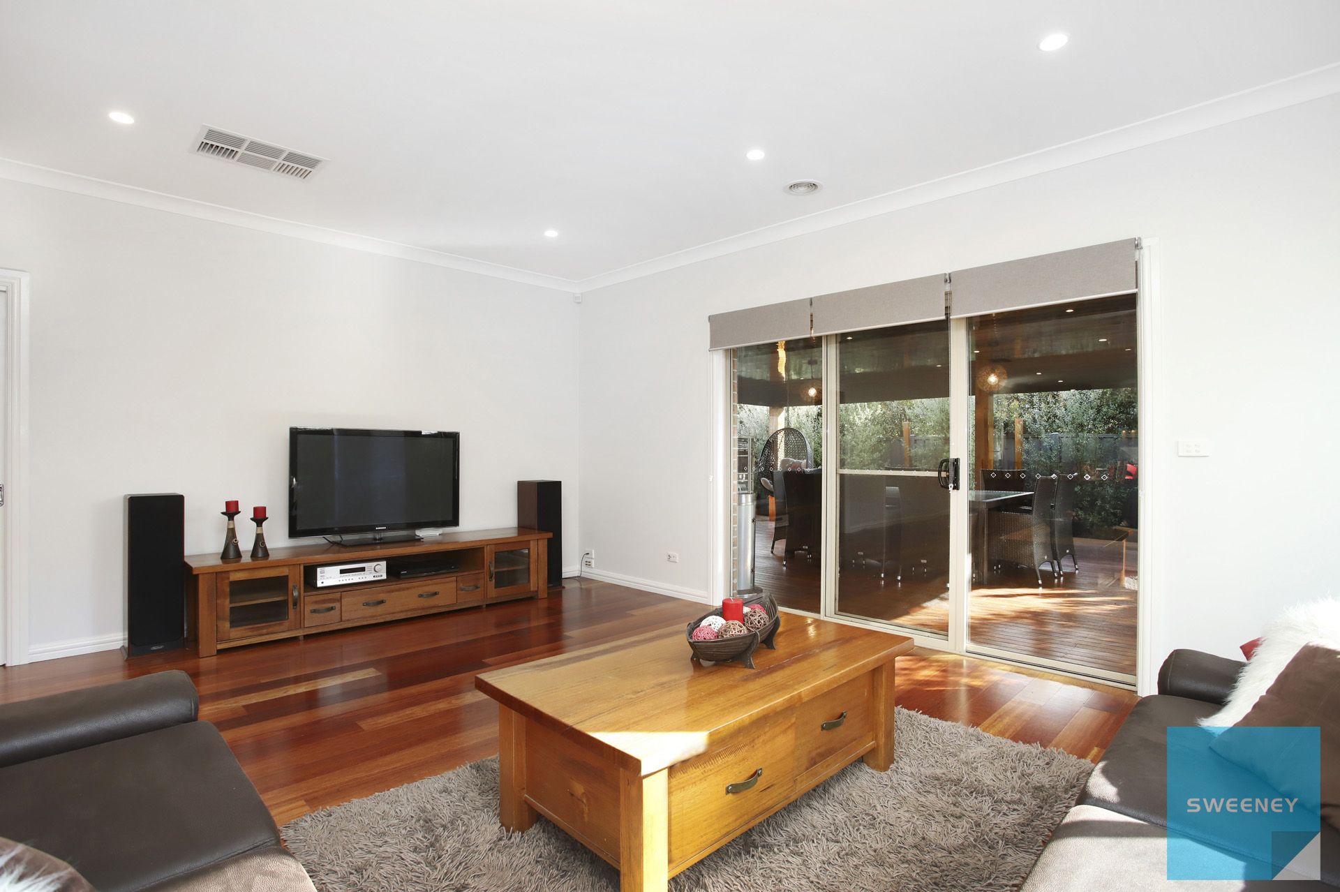 6 Scarvell Crescent, Caroline Springs - Thumbnail 5