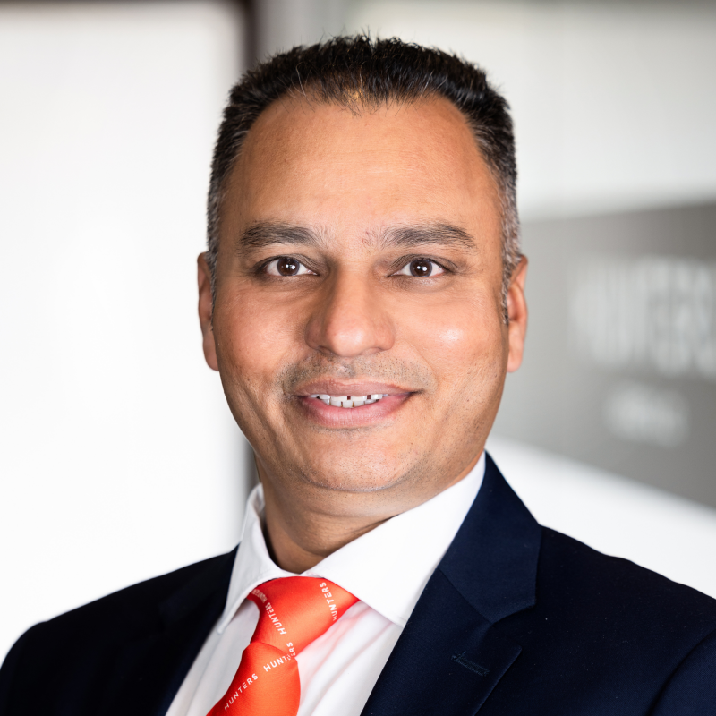 Hitesh Chauhan Real Estate Agent