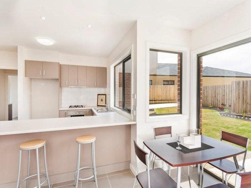 2/7 Dalkeith Crescent OCEAN GROVE VIC, Ocean Grove - Thumbnail 3
