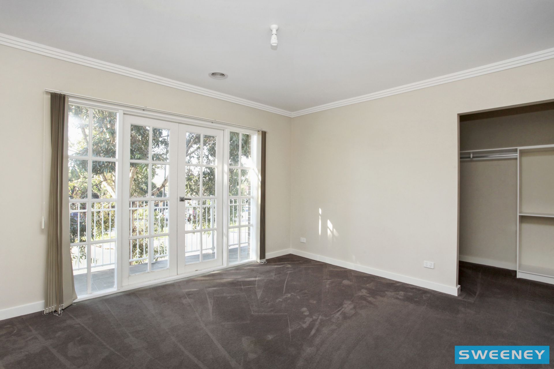 8/7 Toolondo Close, Caroline Springs - Thumbnail 6