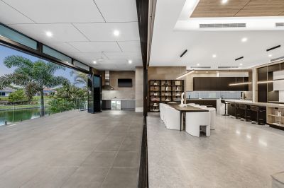 Lakeside Architectural Marvel, Celebrating Large-Scale Liveable Luxury