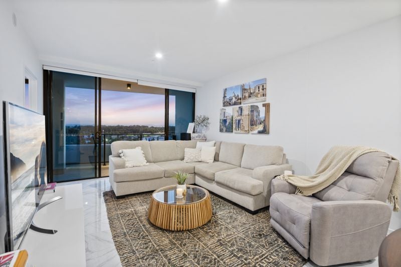4710/5 Harbour Side Court, Biggera Waters - Thumbnail 4