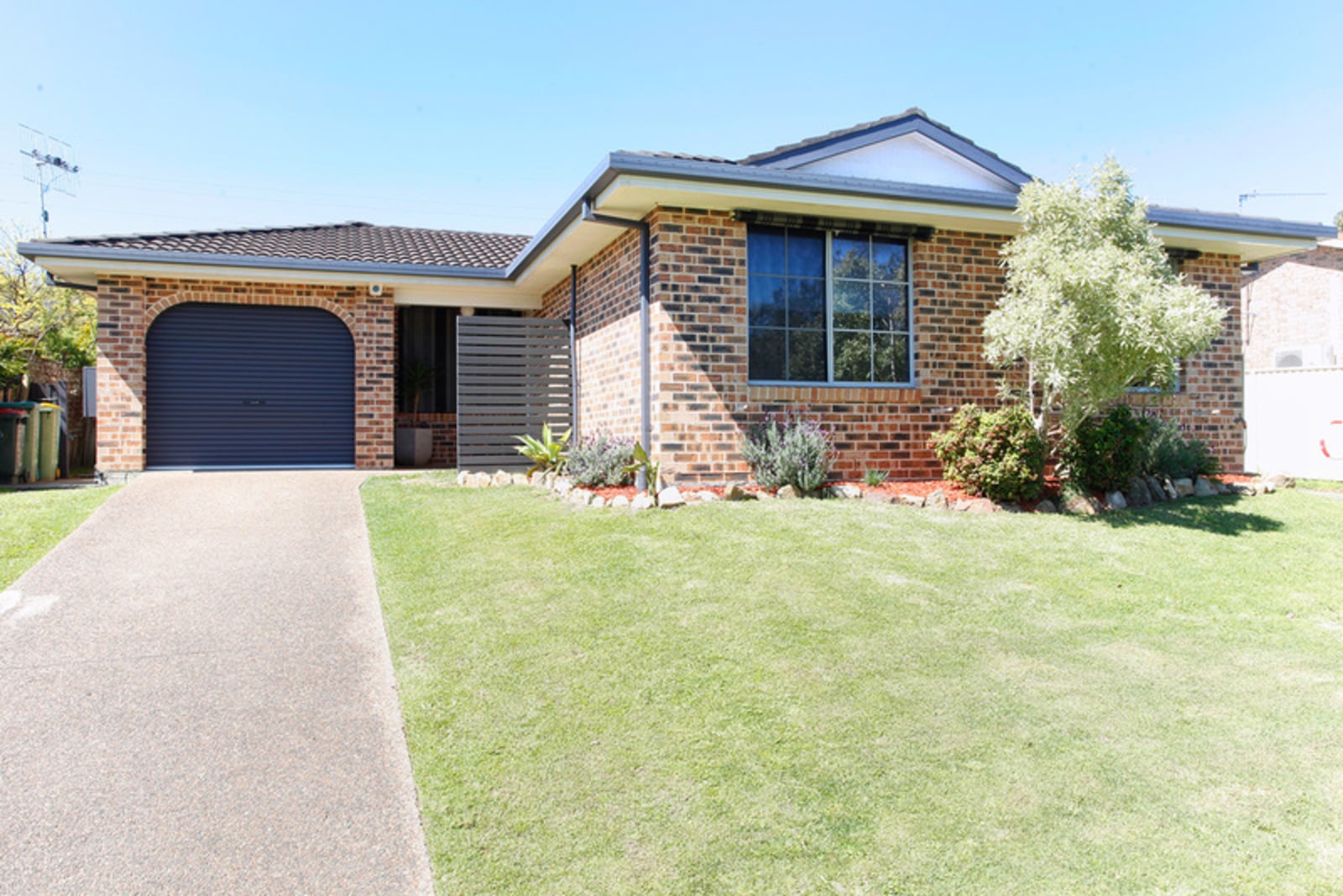 33 Glading Close, LAKE HAVEN, NSW, 2263 House buyMyplace