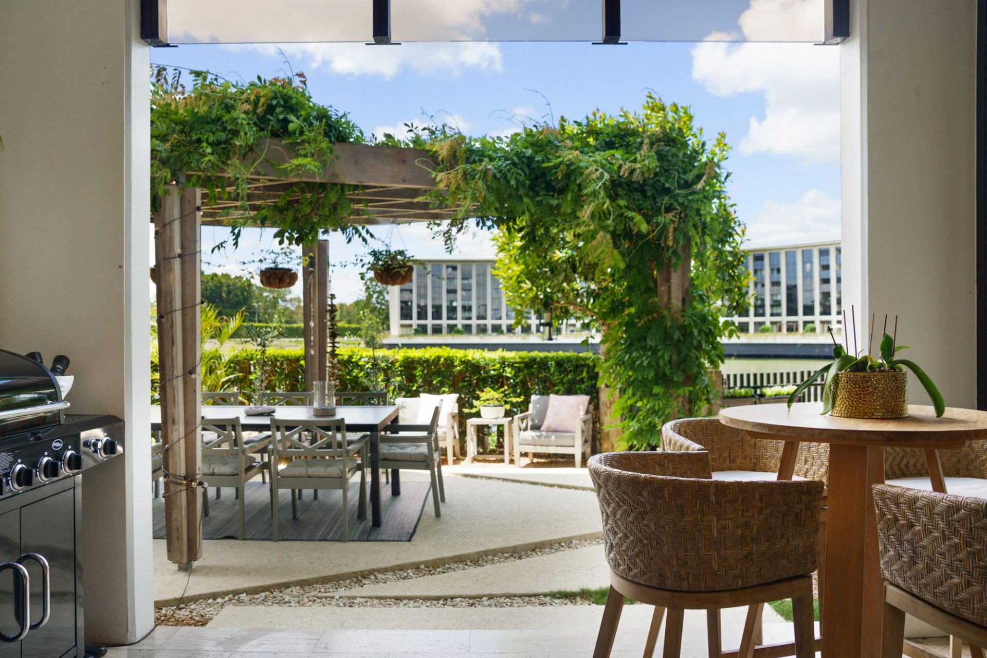 104E/1 Marina Drive, Benowa - Thumbnail 2