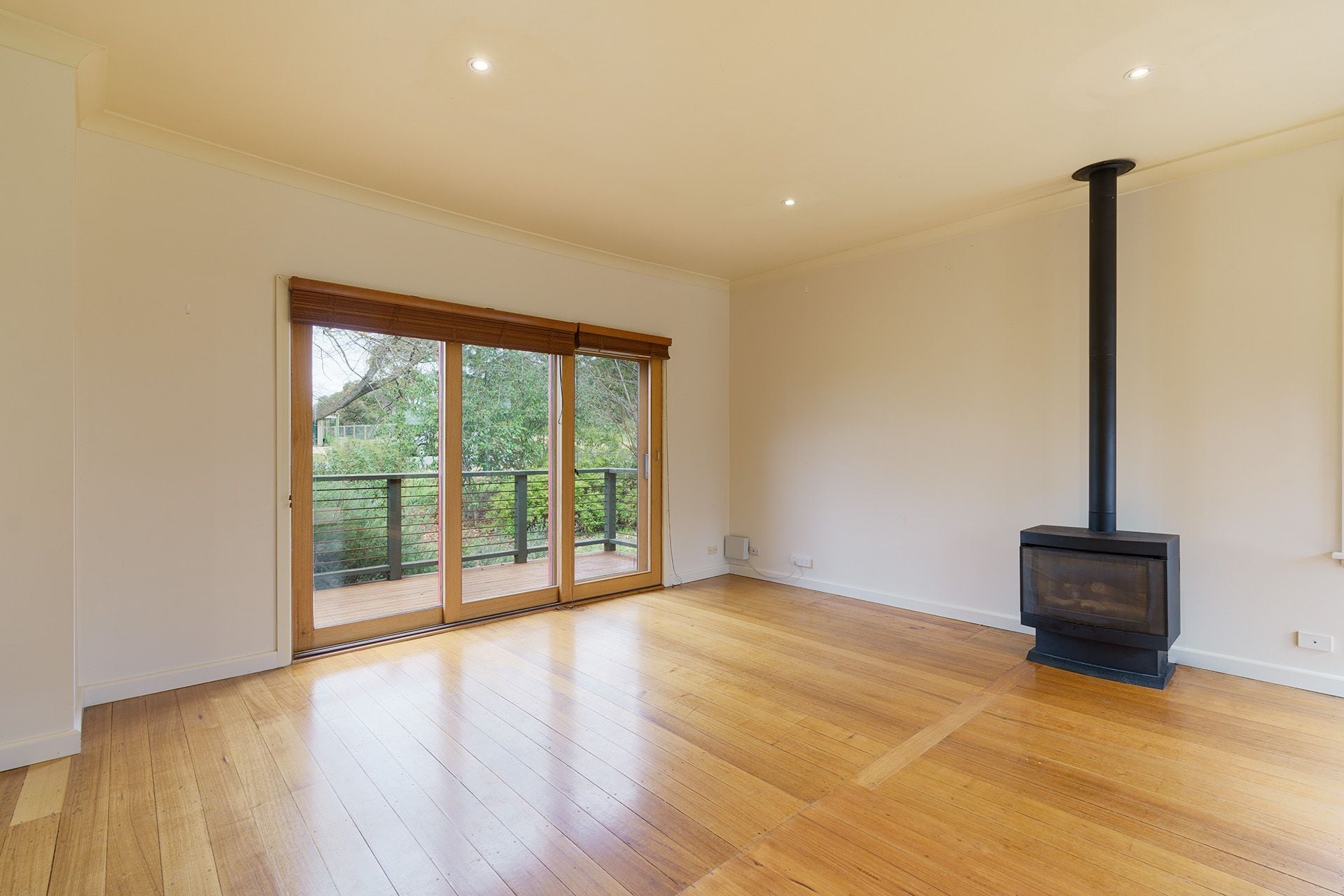 15 Railway Avenue, Castlemaine - Thumbnail 8