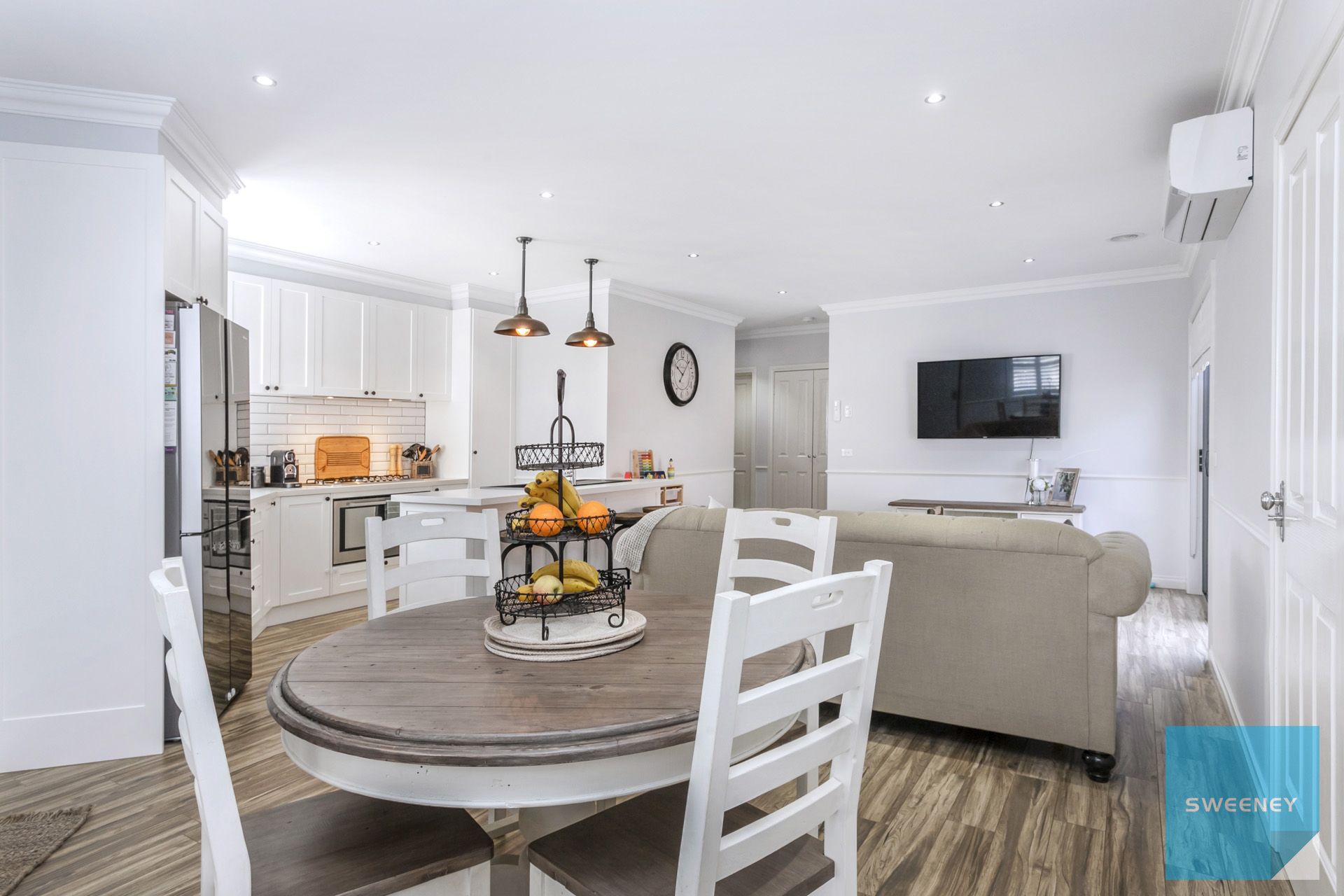 15 Jardine Drive, Fraser Rise - Thumbnail 4