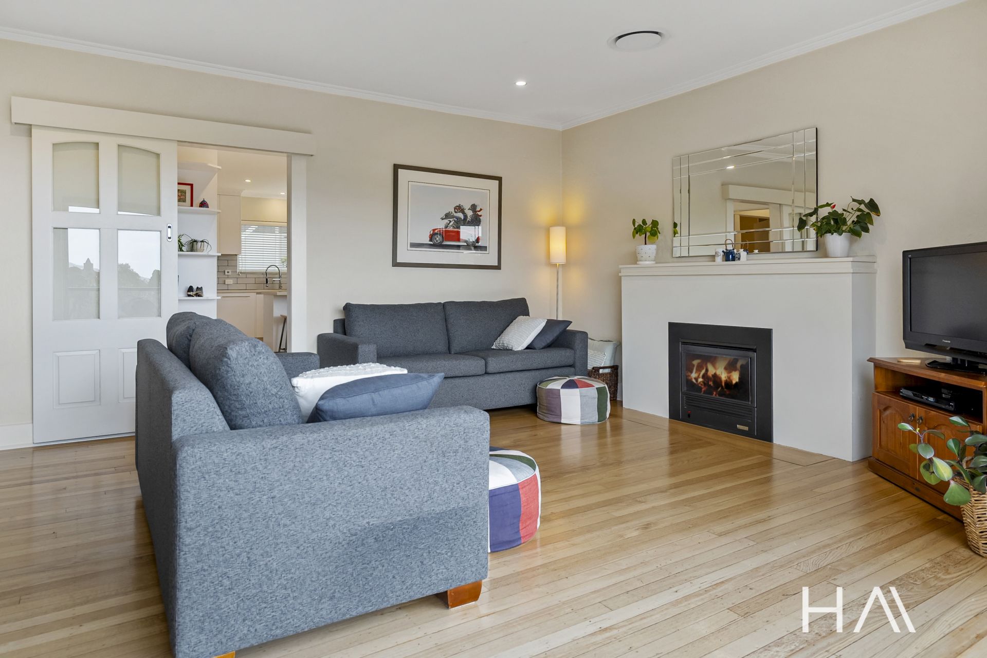 1 Minallo Avenue West Hobart, West Hobart - Thumbnail 6