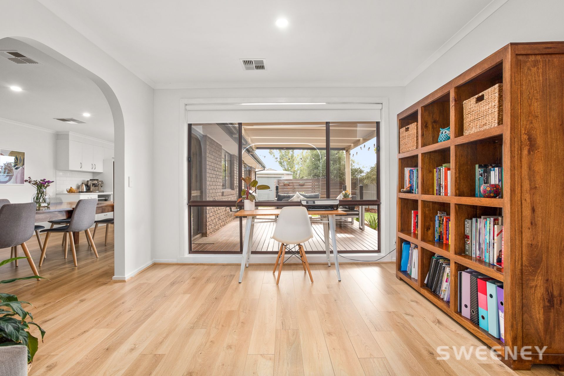 11 Leake Court, Altona Meadows - Thumbnail 7
