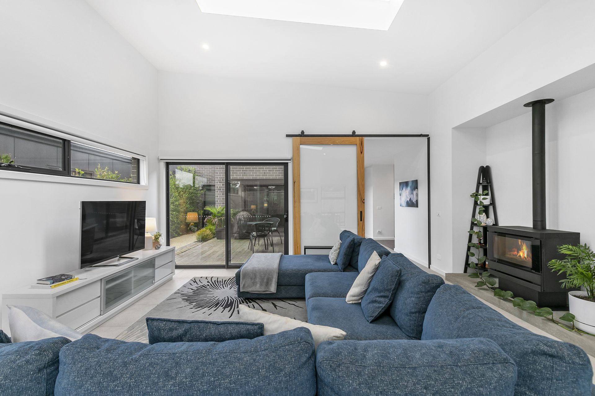 7 Hillside Parade, Torquay - Thumbnail 3