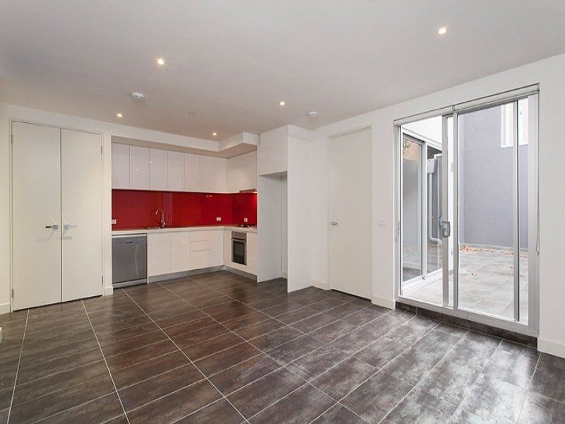 4/490 Dandenong Road, Caulfield North - Thumbnail 3