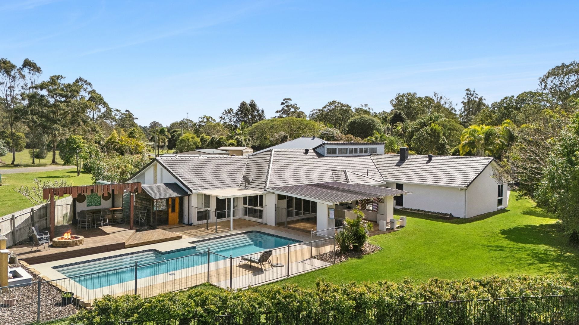 25 Dear Place Bellmere QLD, Bellmere - Image 1