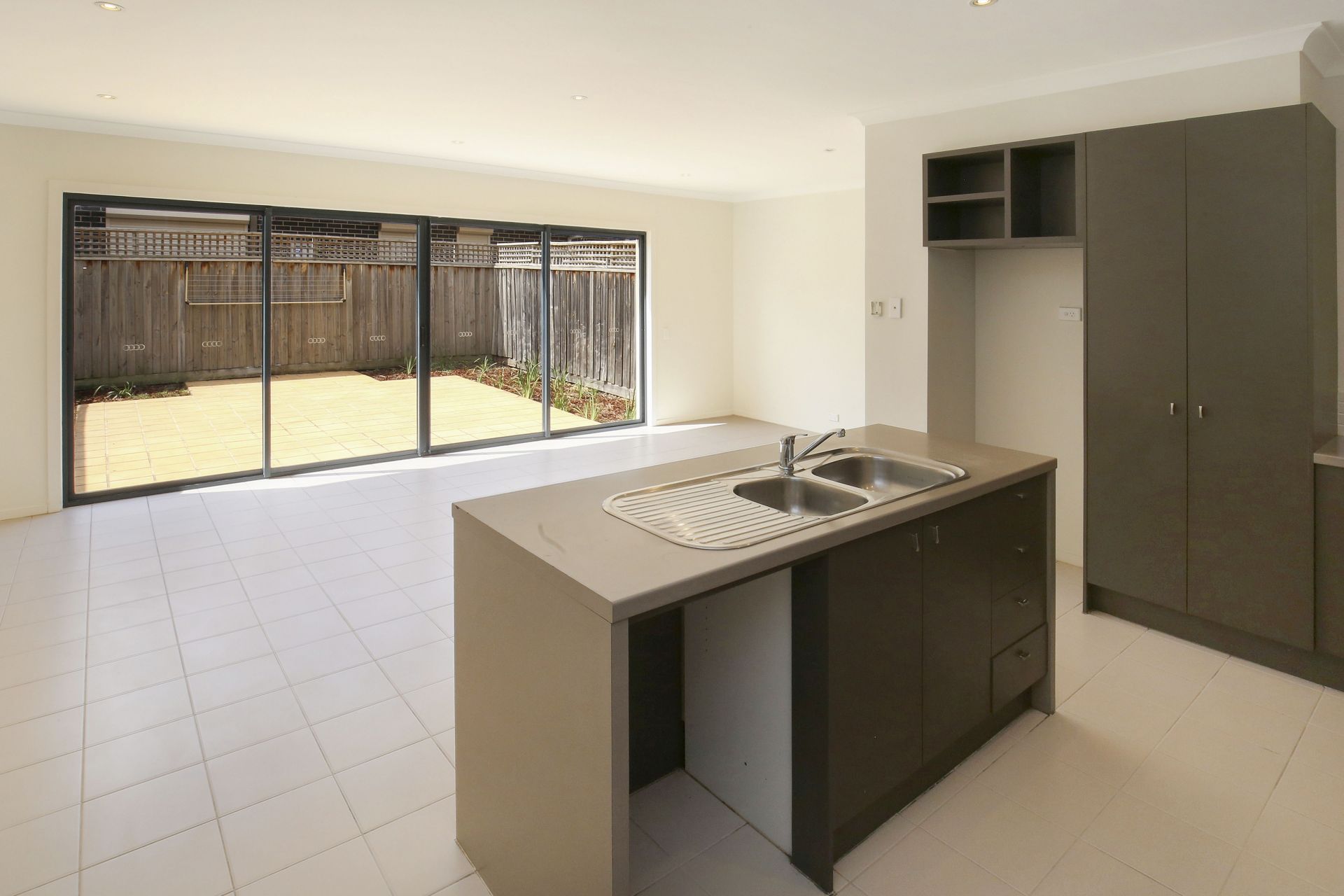 Low Maintenance Living In The Lyndarum Estate