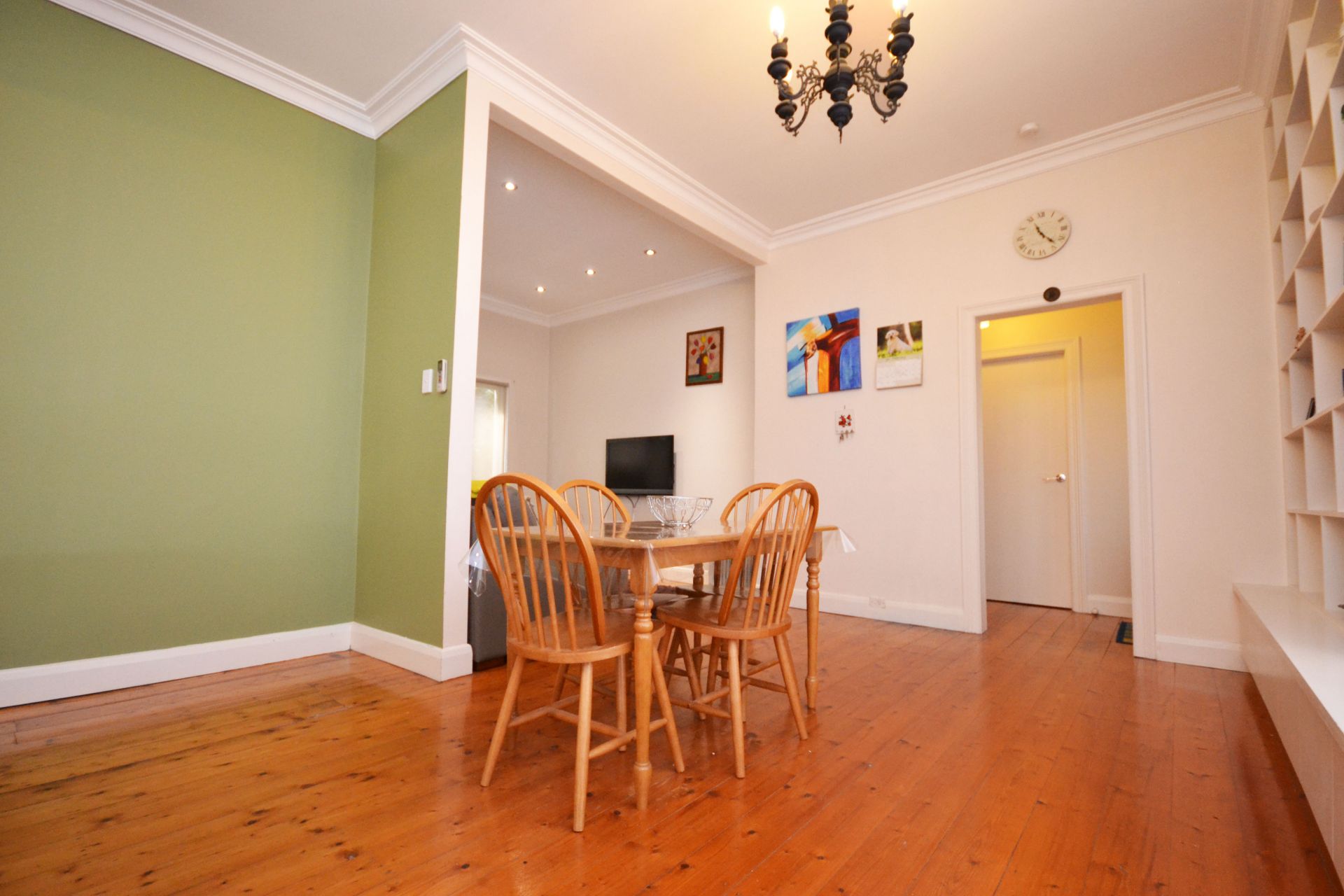 CONTEMPORARY DELIGHT IN PRIME PRESTON CENTRAL