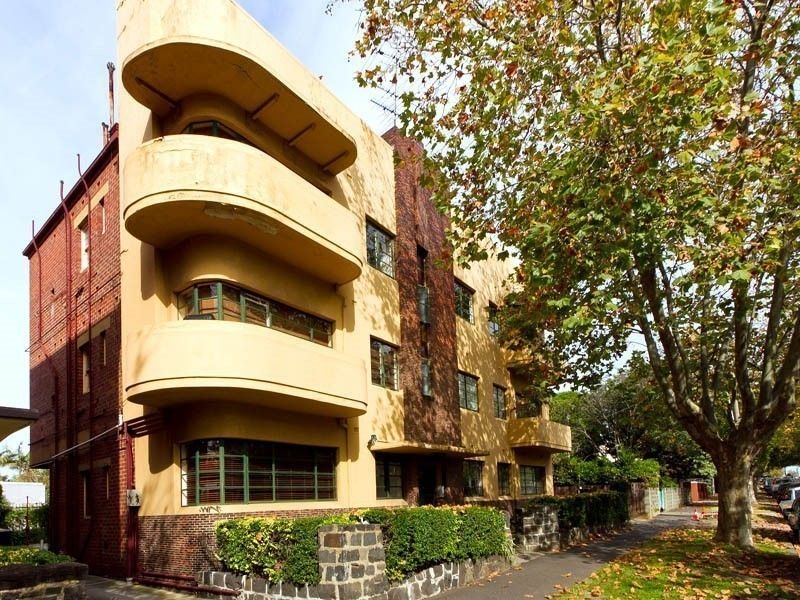 1/1A Dickens Street, Elwood