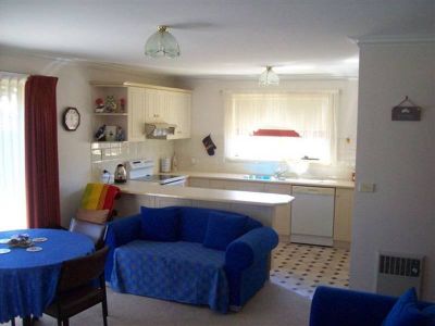 4/74 George Street, DEVONPORT, Devonport - Thumbnail 3