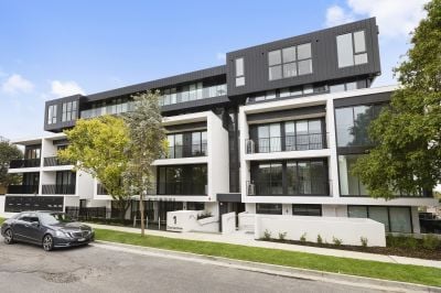 110/1 Charlnet Drive, Vermont South