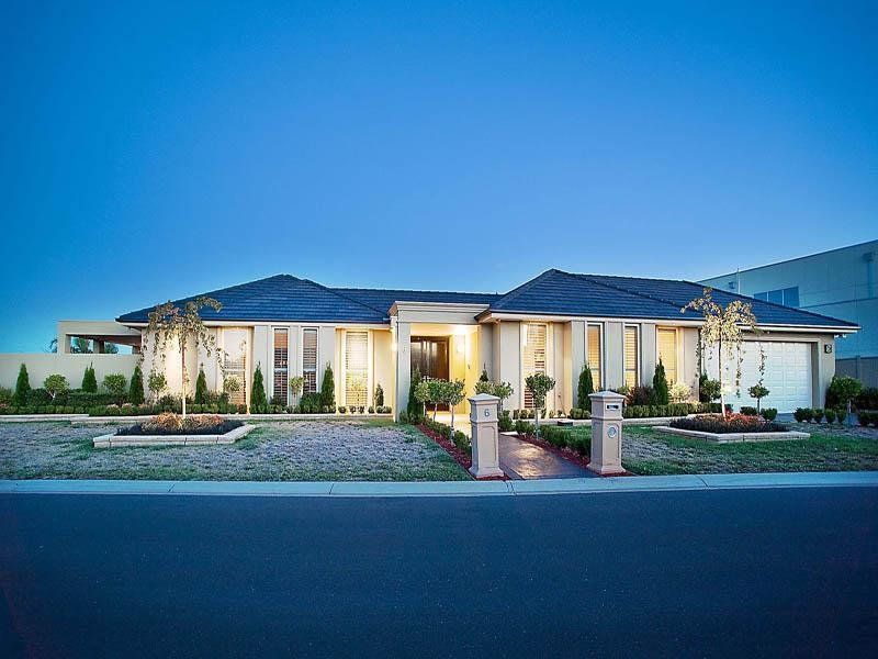 6 Finsbury Close, Caroline Springs - Thumbnail 2