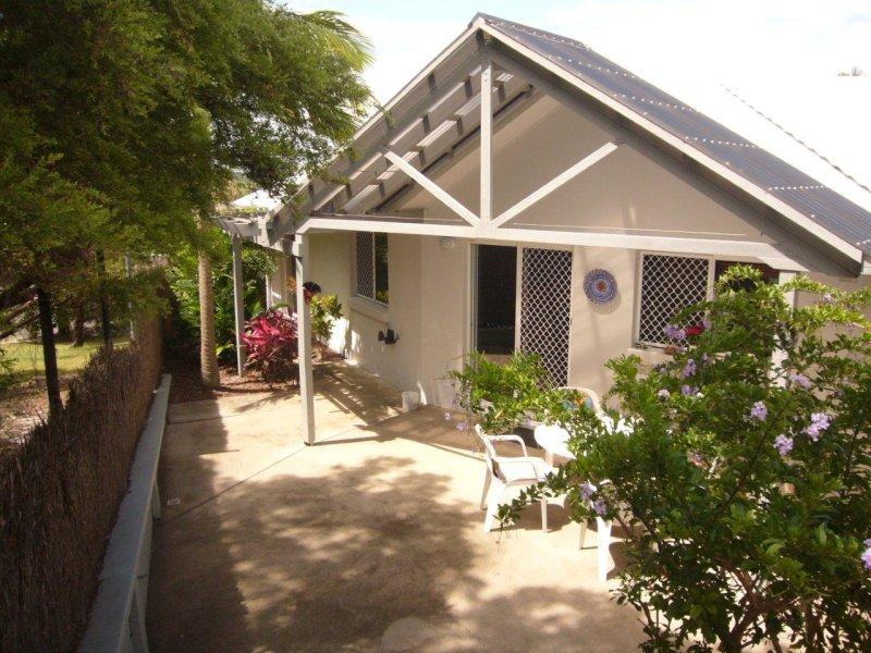 2 Naturi Street NOOSA HEADS QLD, Noosa Heads - Thumbnail 3
