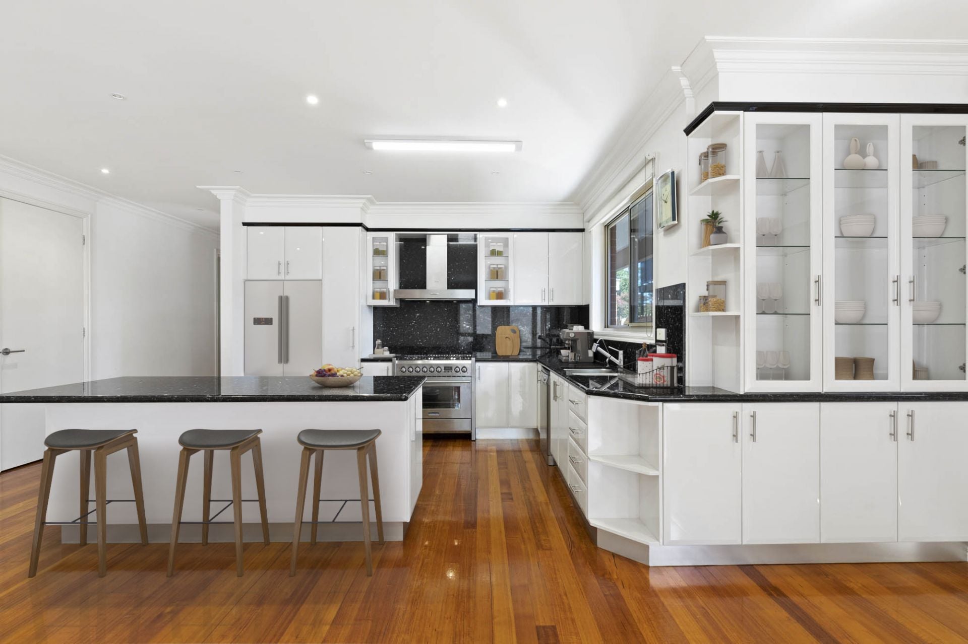 63 Downshire Road, Elsternwick - Thumbnail 6