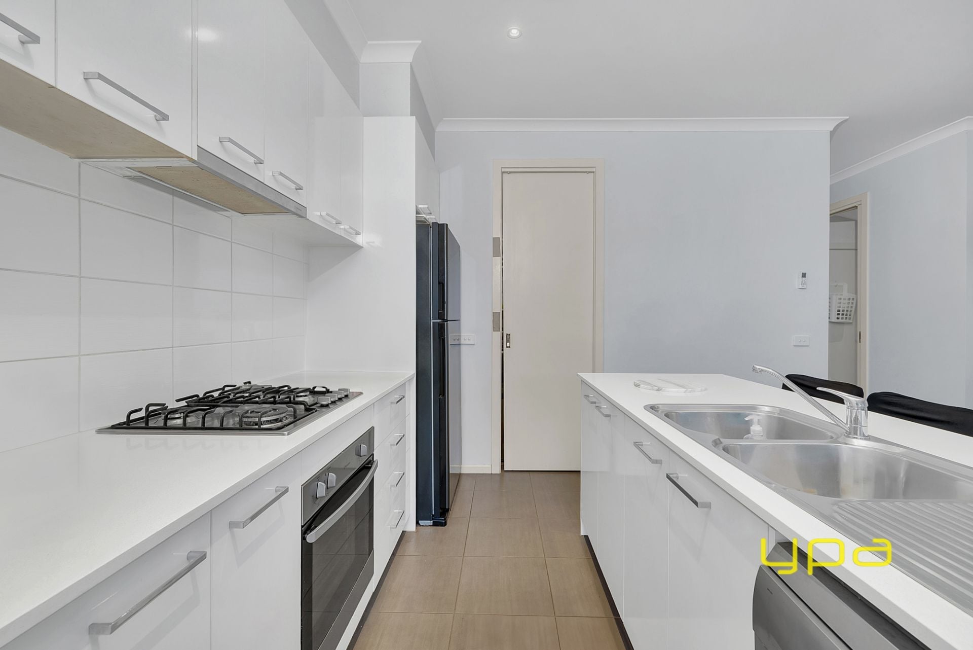 27 Willow Glen Boulevard Cranbourne VIC, Cranbourne - Thumbnail 4