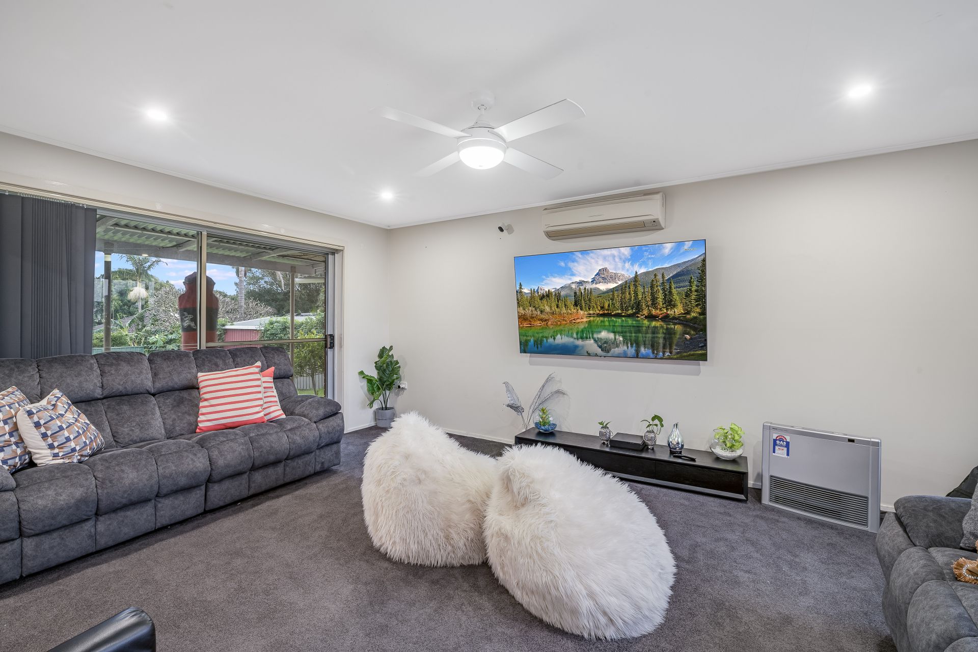 13 Marriot Street Belmont South NSW, Belmont South - Thumbnail 8