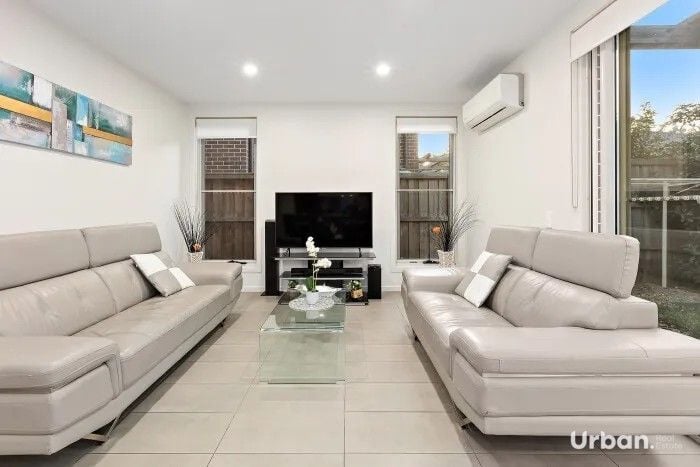 Denham Court 36 Indigo Crescent