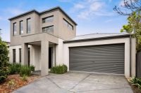 8/66 Eramosa Road, Somerville VIC