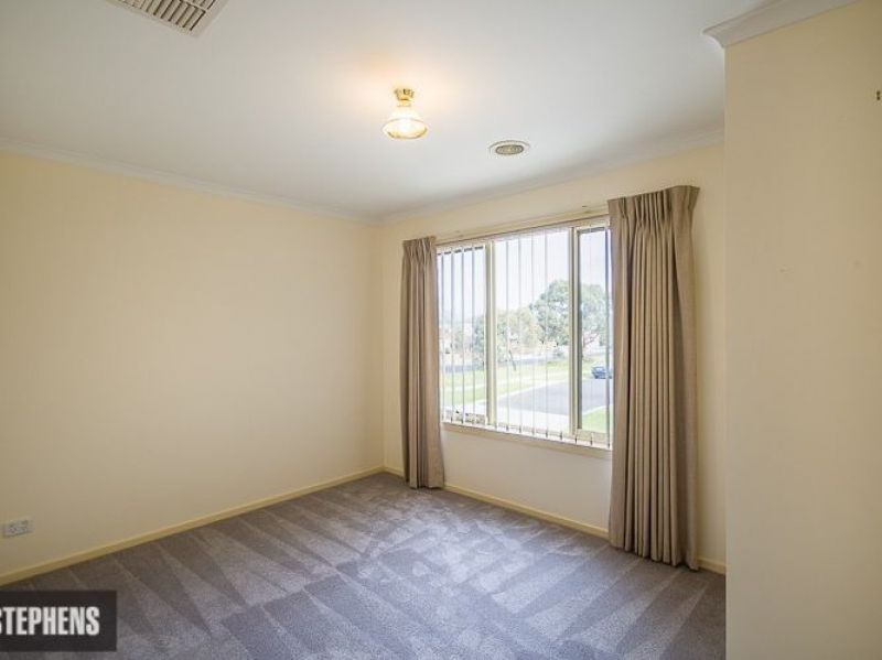 37 Deakin Street MAIDSTONE VIC, Maidstone - Thumbnail 7