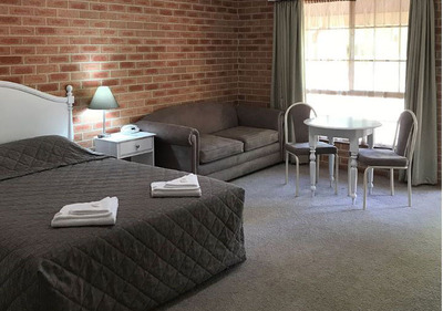 MOTOR INN FOR SALE - 4 STAR - CENTRAL WEST