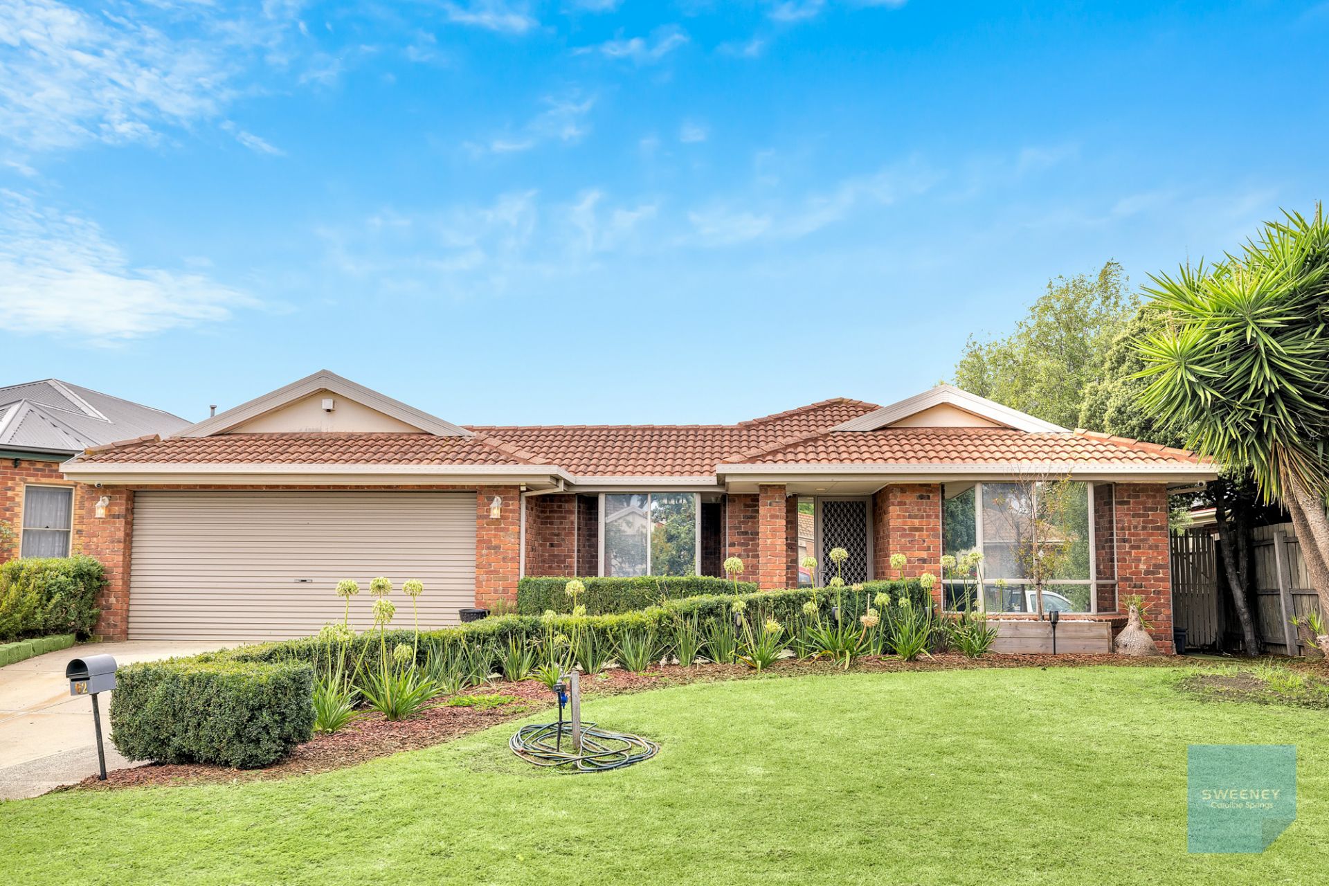 62 Stagecoach Crescent, Sydenham - Thumbnail 2