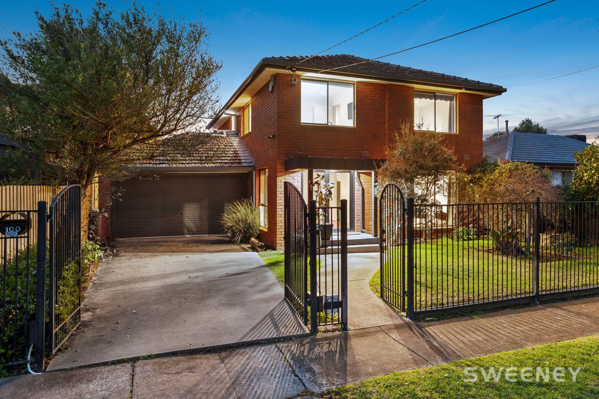 100 McIntyre Drive, Altona - Thumbnail 2