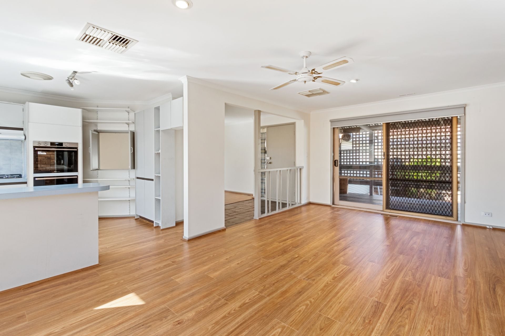 FAMILY HOME IN CONVENIENT LOCATION