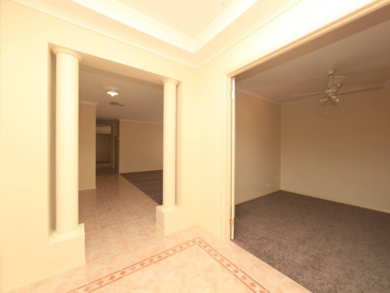 4 Londres Way SOUTH MORANG, South Morang - Thumbnail 7