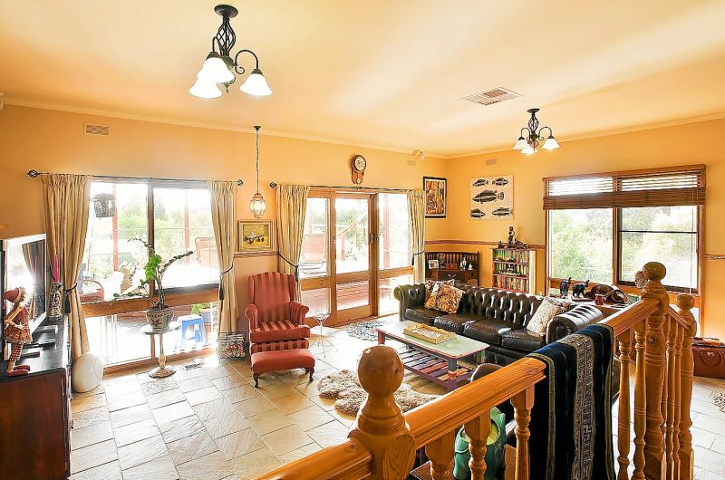 19 Robertsons Road, Bacchus Marsh - Thumbnail 5