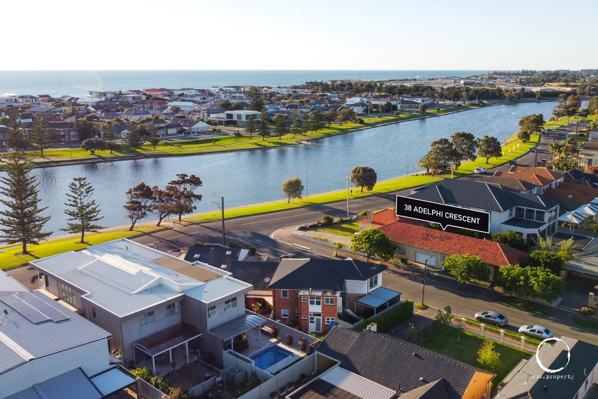 38 Adelphi Crescent, Glenelg North - Thumbnail 2