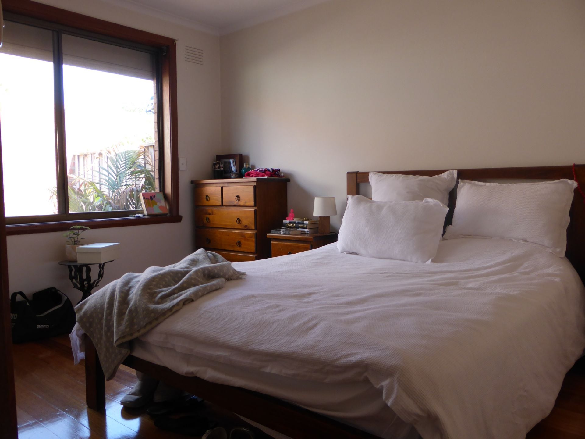 Cosy Two Bedroom in the Heart of Fairfield!