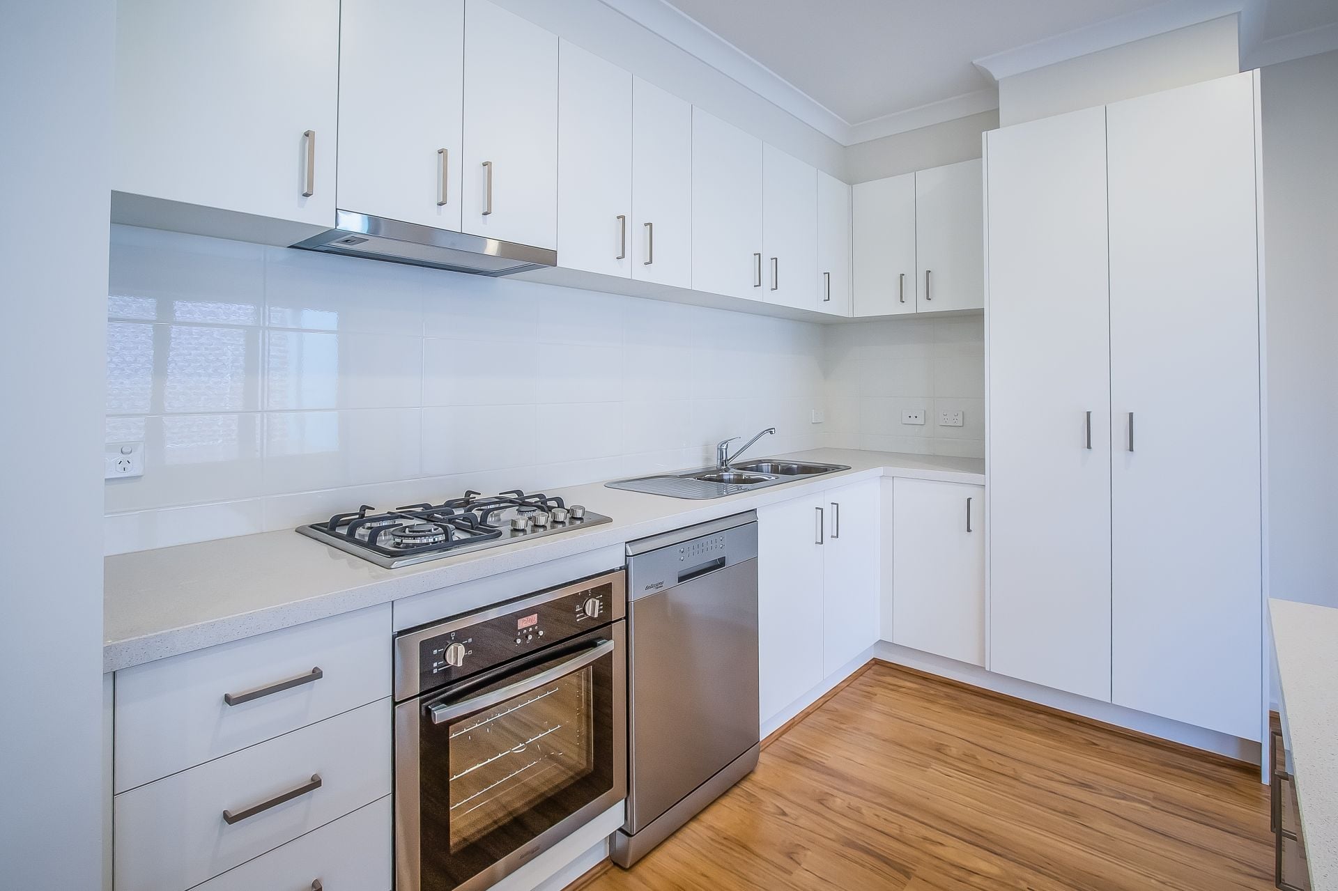 FAMILY HOME IN GREAT LOCATION!