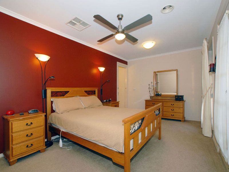 9 Conder Place, Caroline Springs - Thumbnail 5