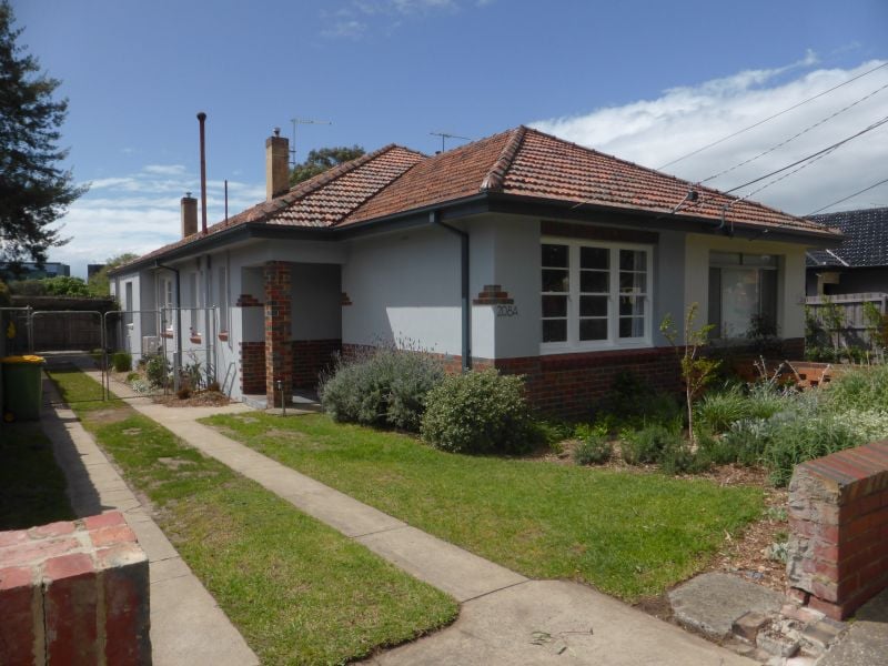 208A Raglan Street, Preston