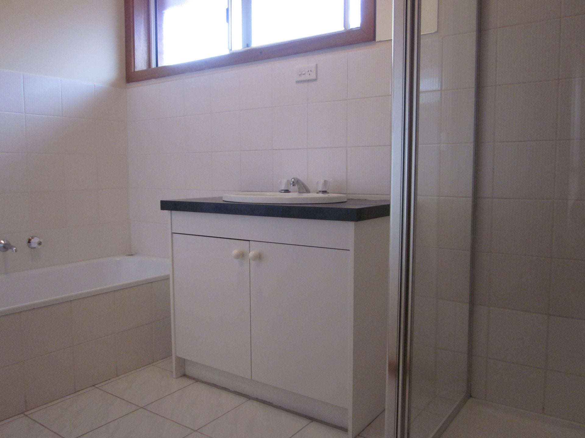 UNBEATABLE LOCATION & COMFORT!!    *Insp Sat 31st Oct @ 11:25am*