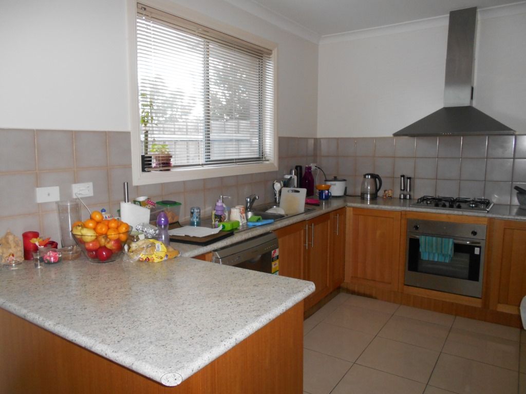 3 BEDROOM, 2 BATHROOM TOWNHOUSE