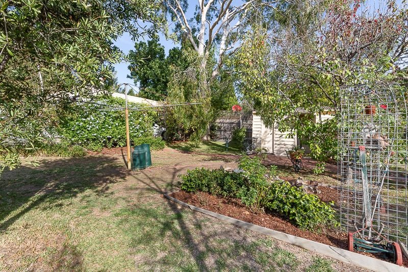 Edwardian Charm In Ivanhoe