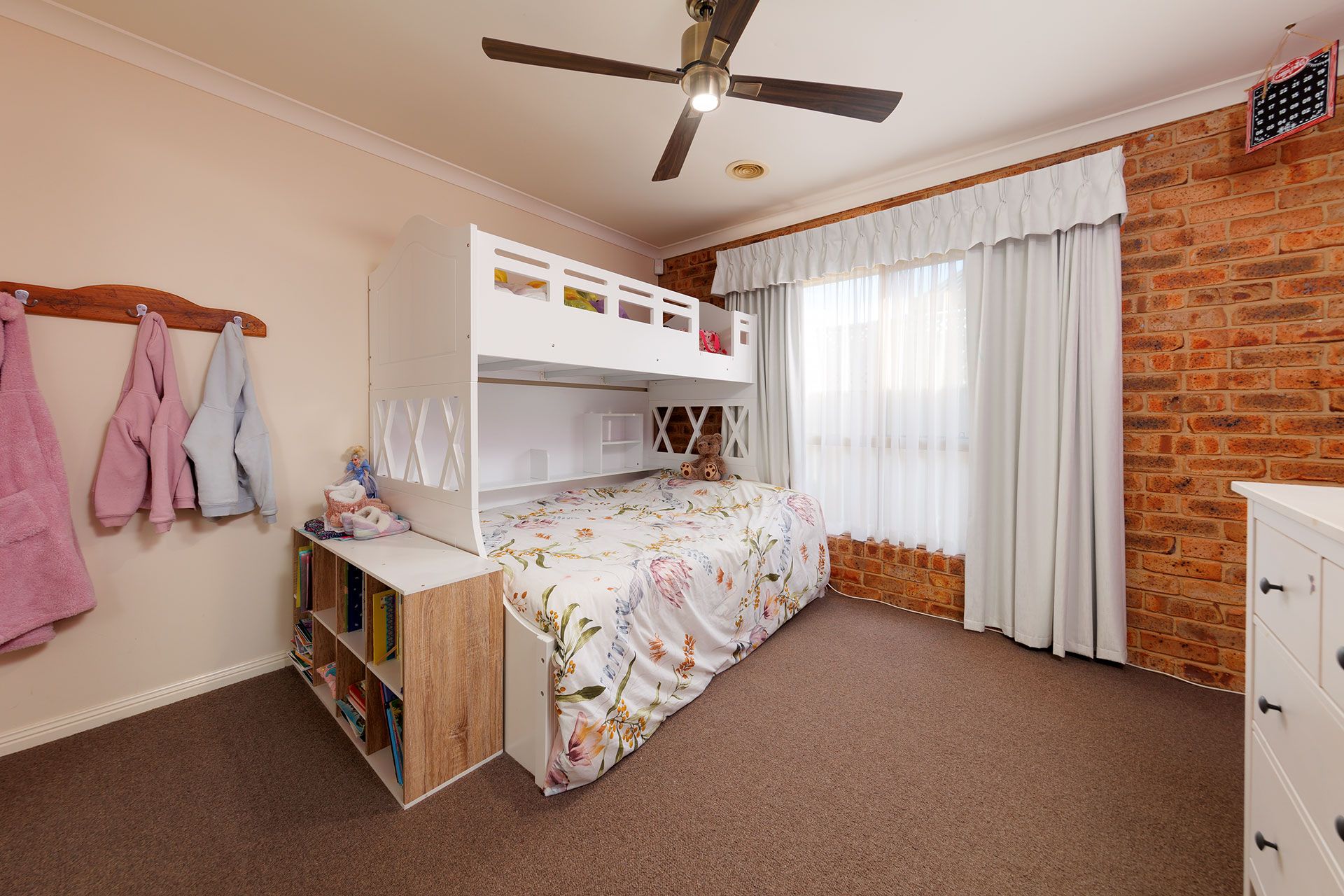 15-castle-creek-road-wodonga-obrien-real-estate
