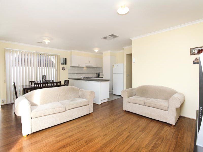 3 Moreton Close, Caroline Springs - Thumbnail 5