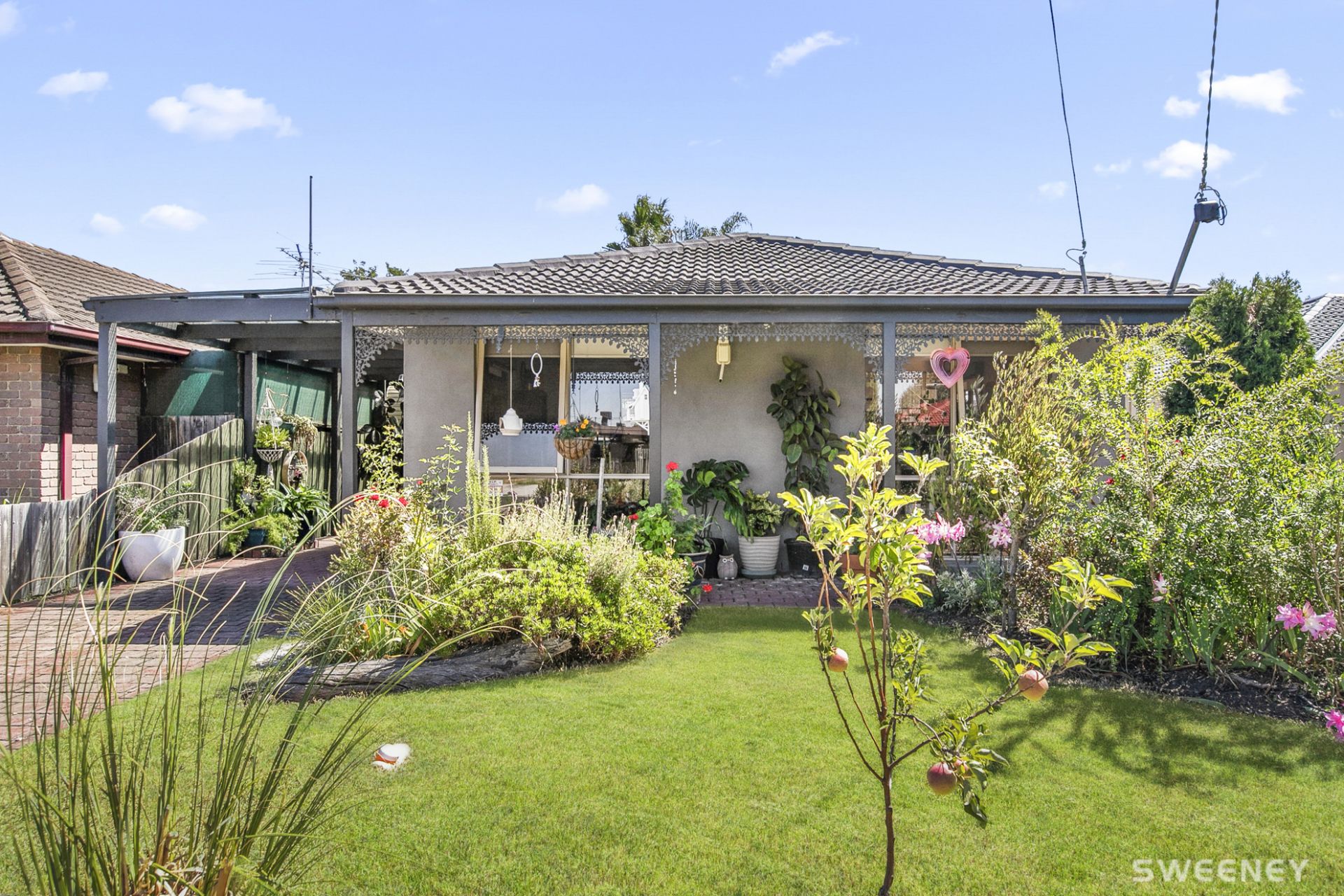 42 Crown Street South, Altona Meadows - Thumbnail 2