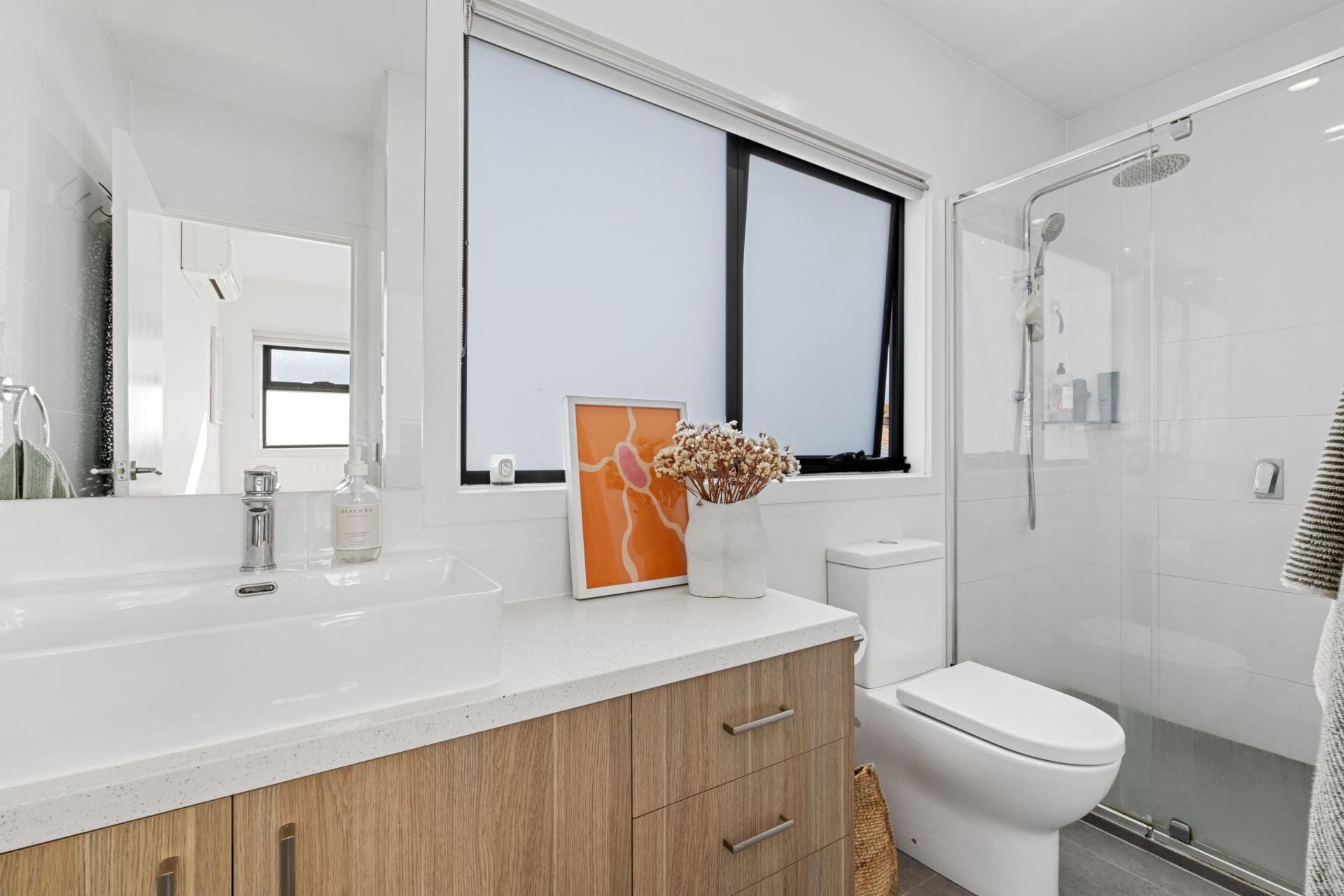 Modern Townhouse in Prime Reservoir Location